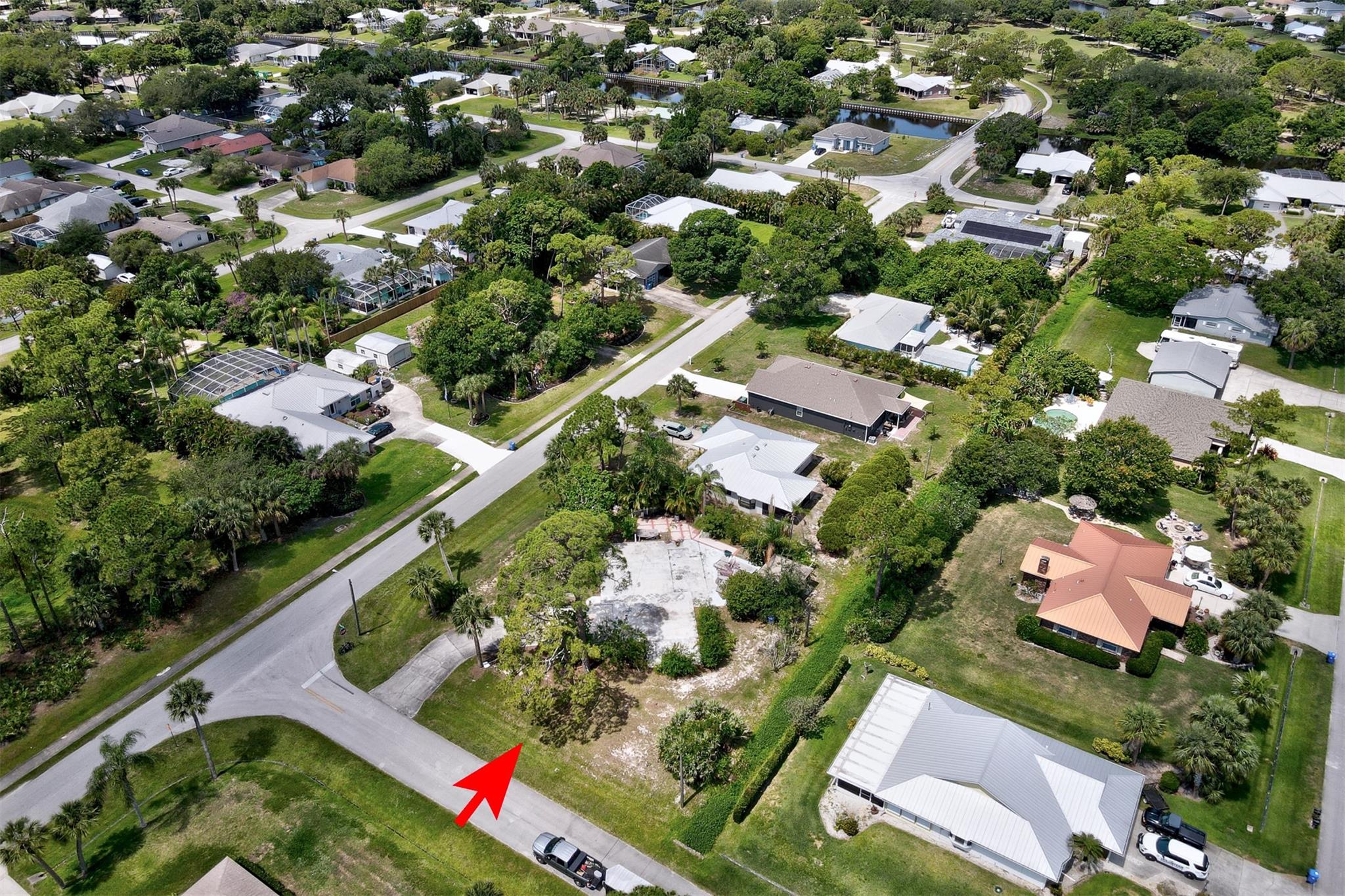 702 Lake Dr, Sebastian, FL, 32958/$119,000 3 702 Lake Dr