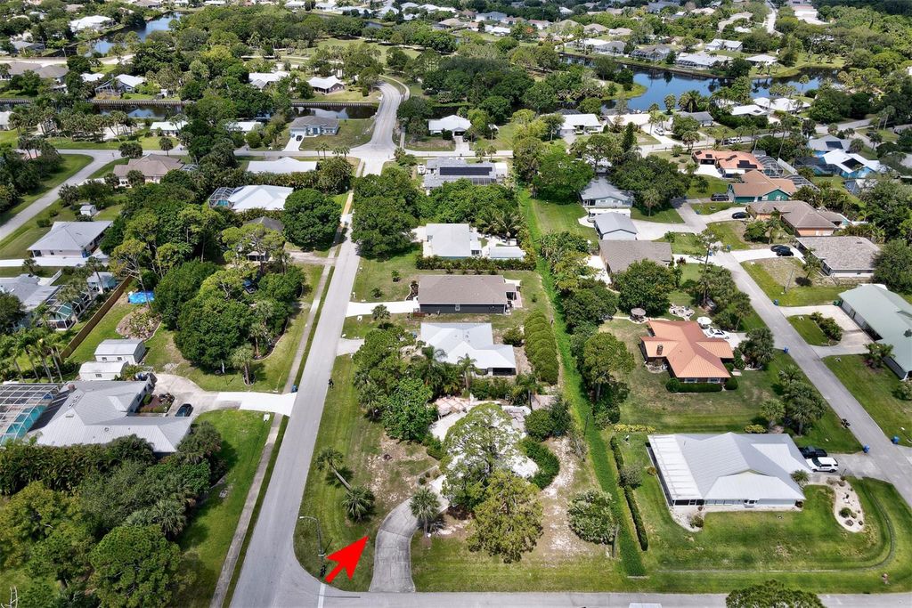 Photo of 702 Lake Drive, Sebastian, FL 32958 (MLS # F10504153)