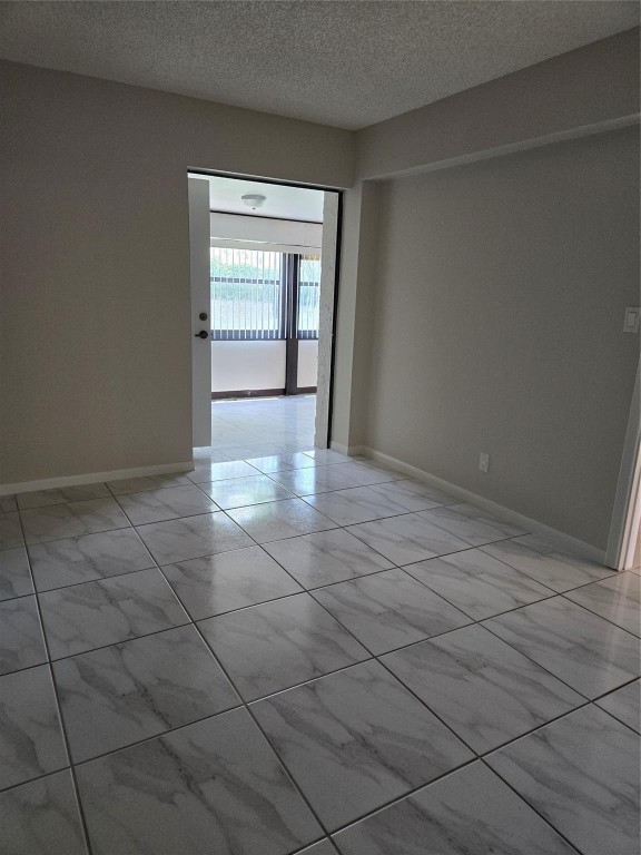 Deerfield Plaza - Residential