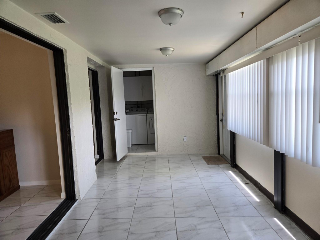 Deerfield Plaza - Residential