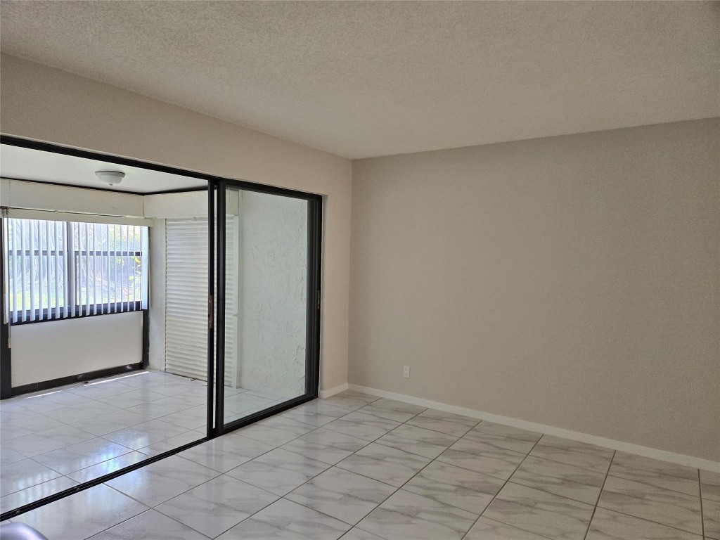 Deerfield Plaza - Residential