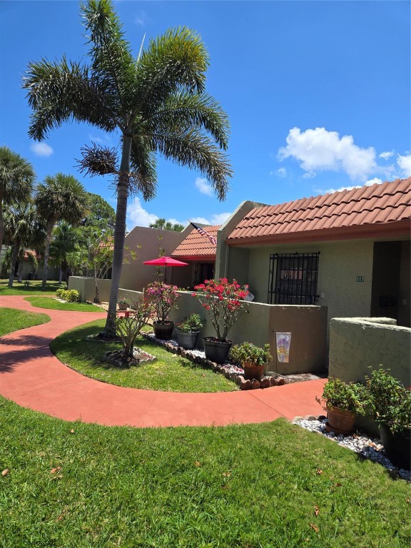 Deerfield Plaza - Residential