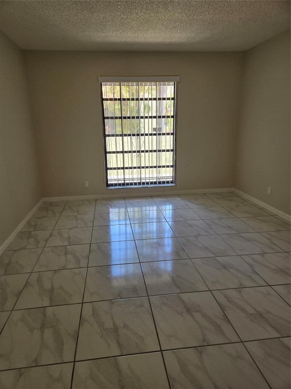 Deerfield Plaza - Residential