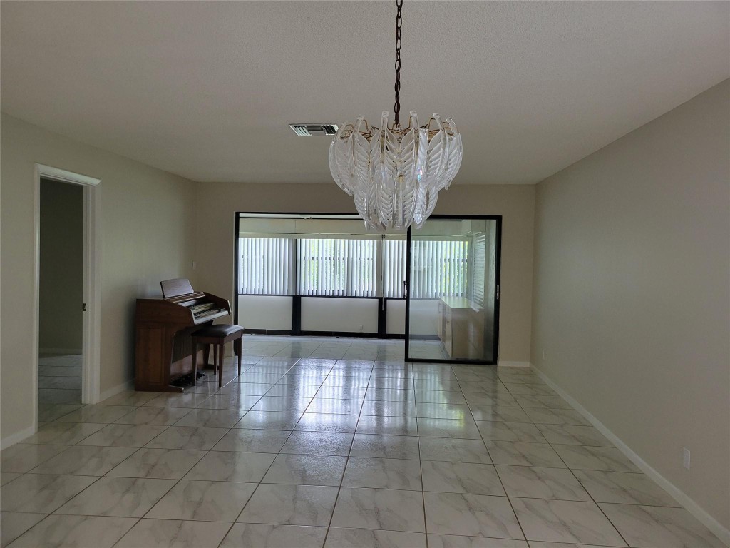 Deerfield Plaza - Residential