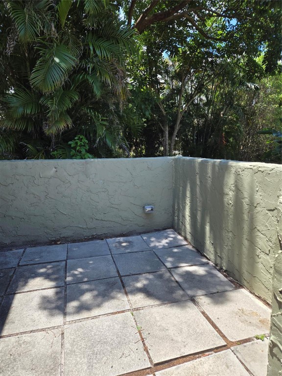 Deerfield Plaza - Residential