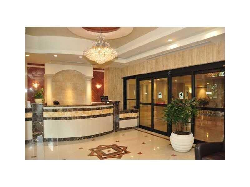 PLAYA DEL SOL CONDOS - Residential