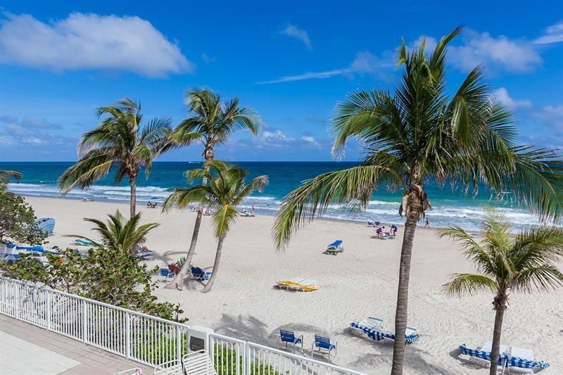 PLAYA DEL SOL CONDOS - Residential