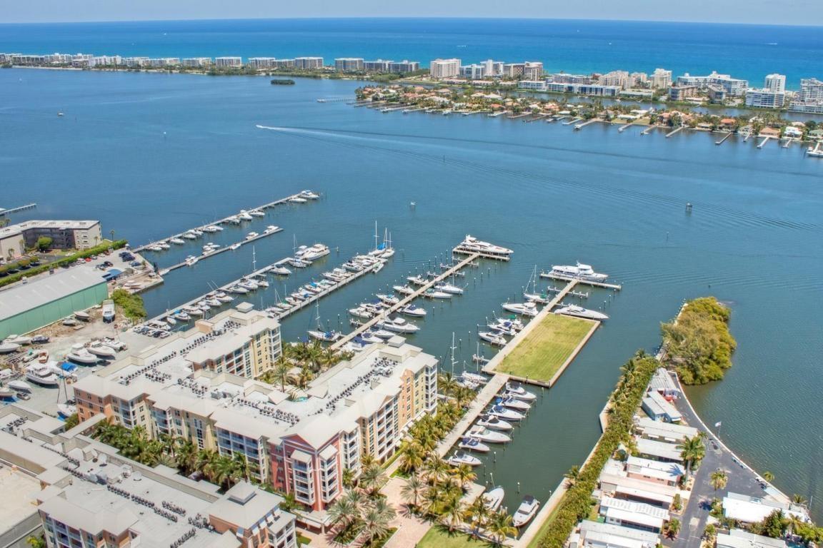 MOORINGS AT LANTANA CONDO - Residential