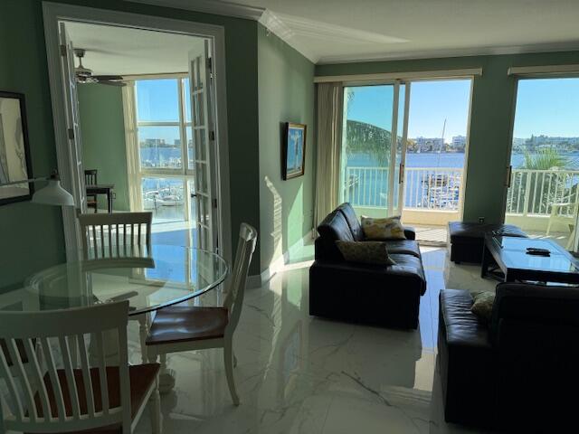 MOORINGS AT LANTANA CONDO 3 - Residential