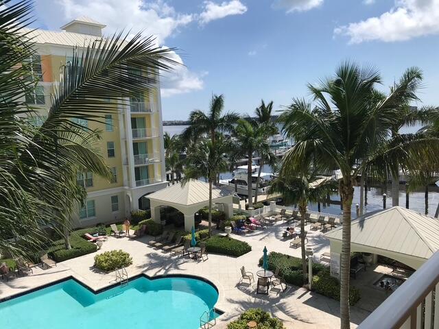 MOORINGS AT LANTANA CONDO 3 - Residential