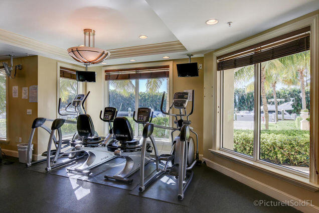 MOORINGS AT LANTANA CONDO 3 - Residential