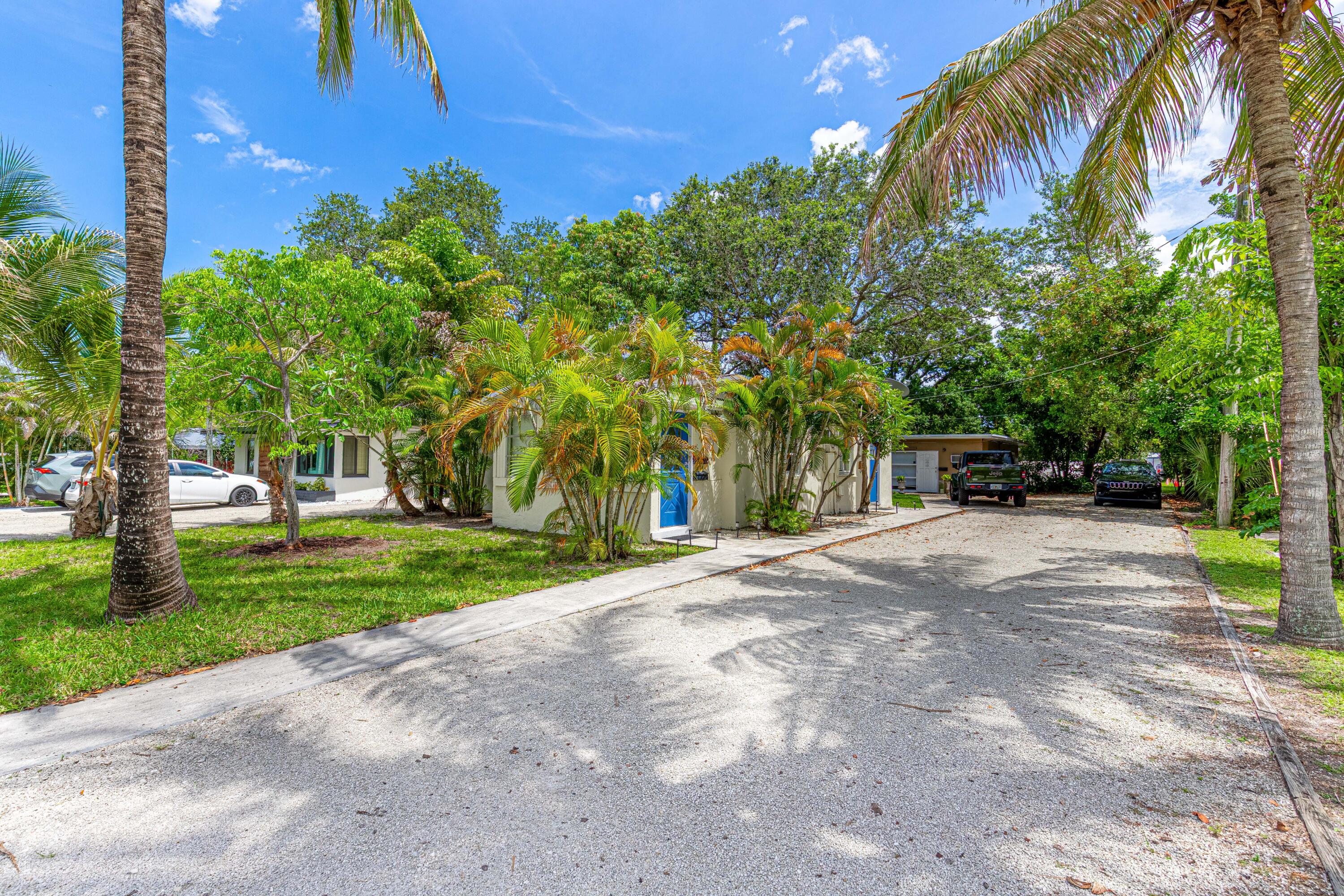 LAUDERDALE - Residential