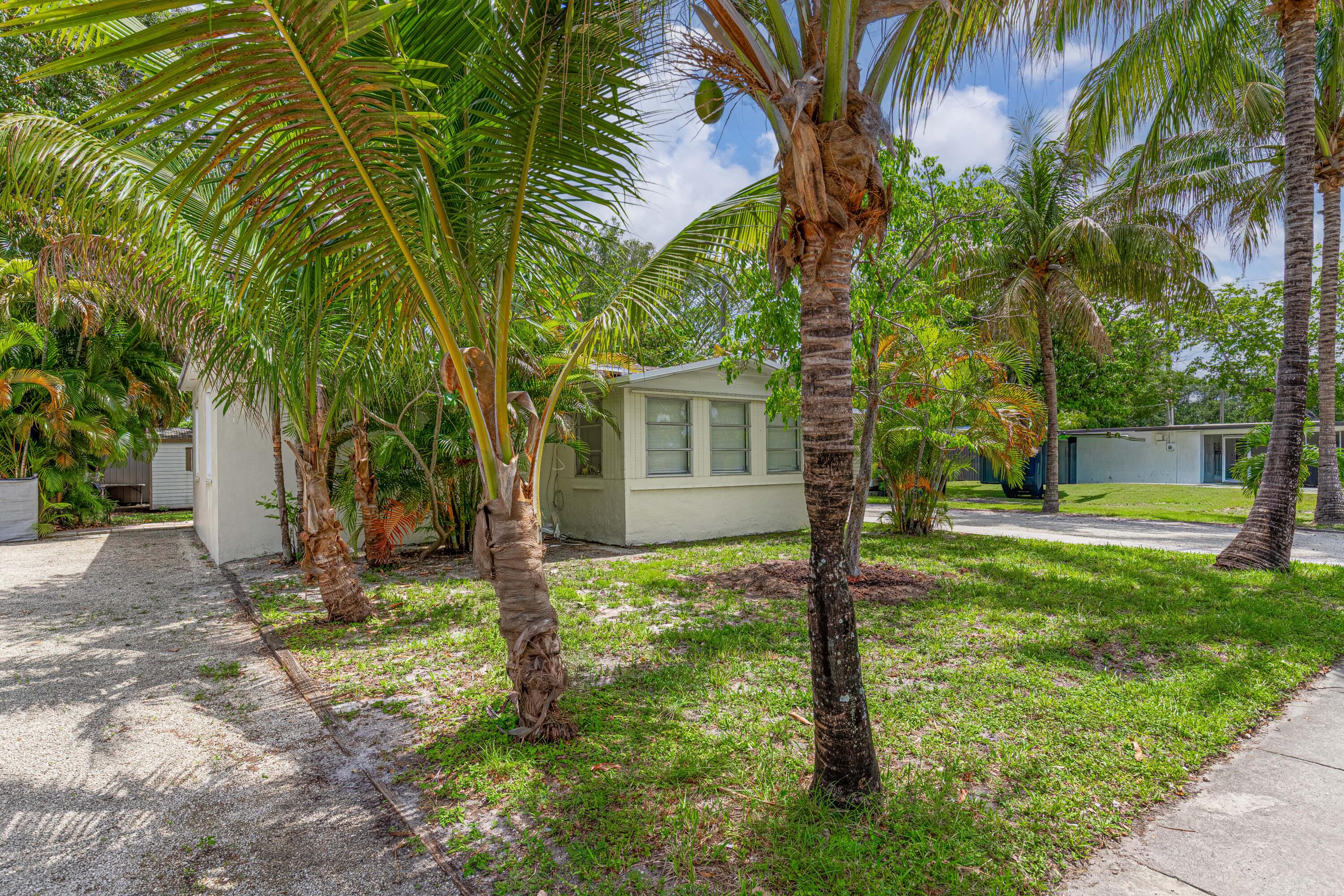 LAUDERDALE - Residential