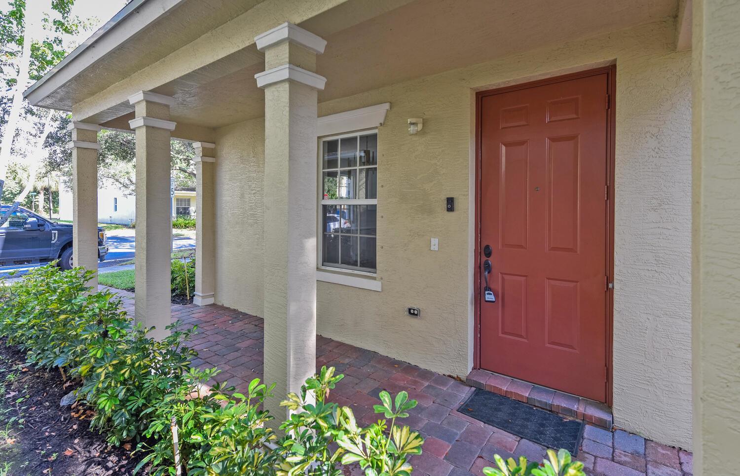 2008 SE Avon Park Drive