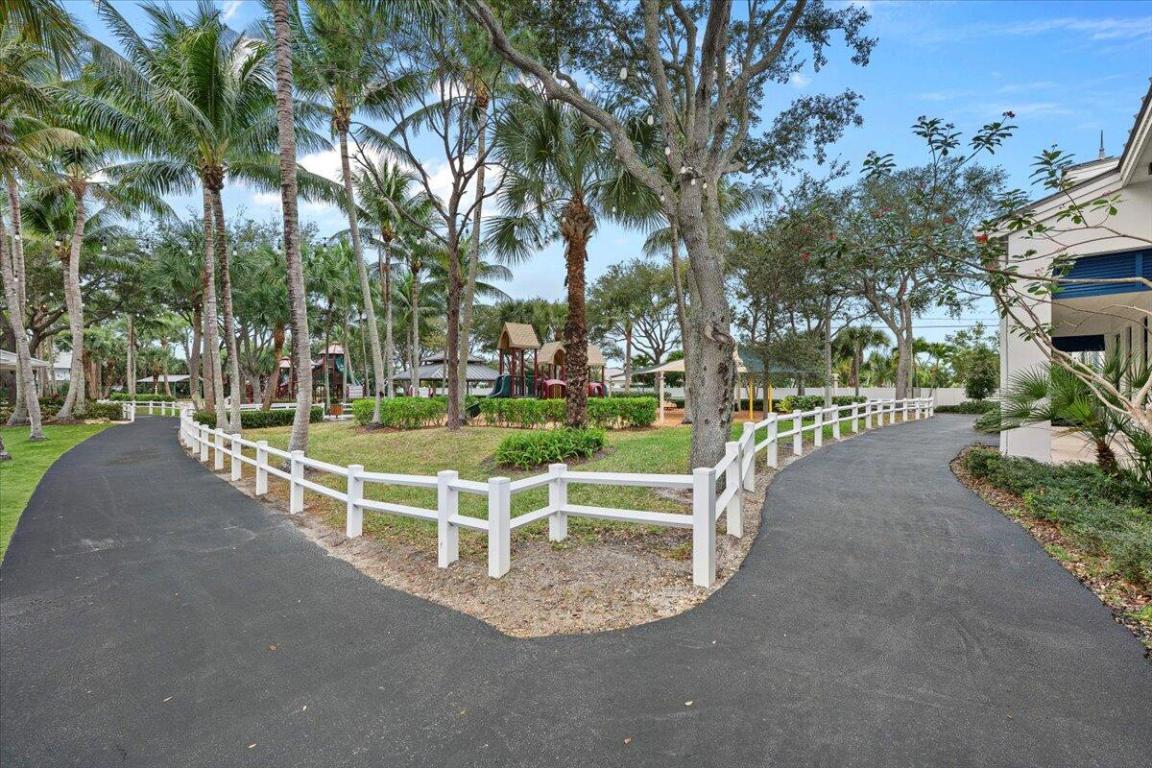 Jupiter in the Pines - Residential