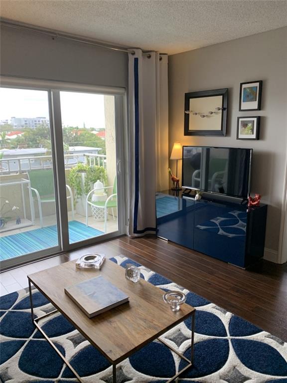 VICTORIA PARK TOWER - Residential