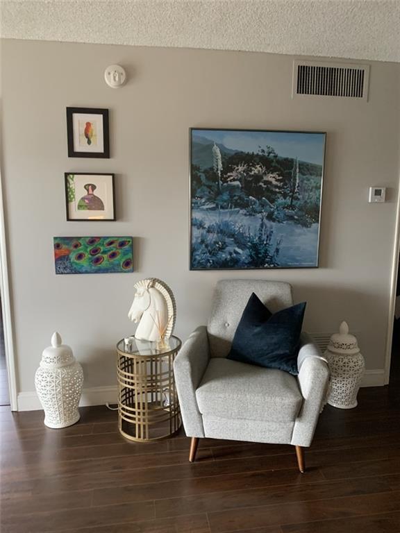 VICTORIA PARK TOWER - Residential