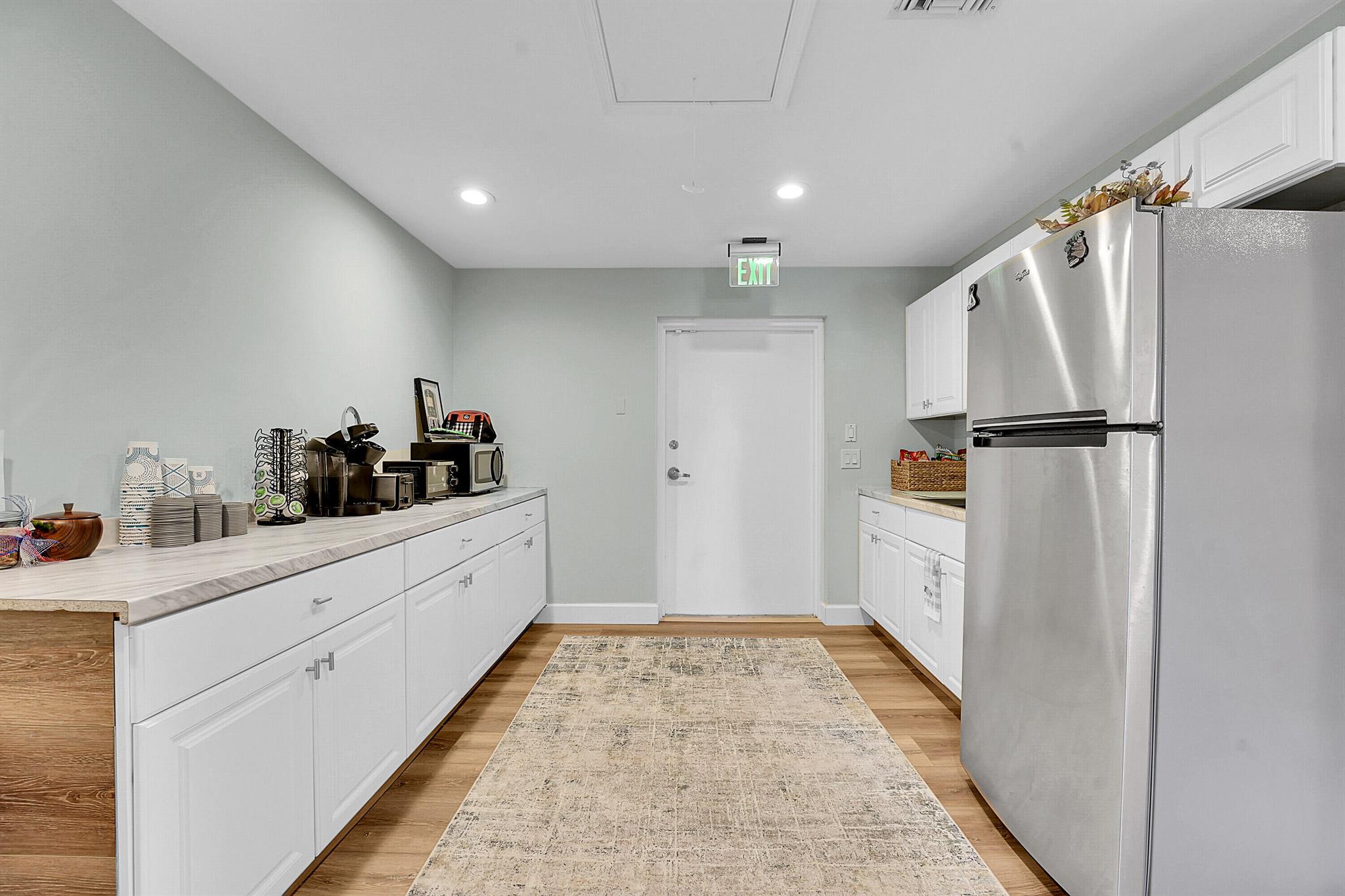 WOODLAWN PARK - Commercial Sale