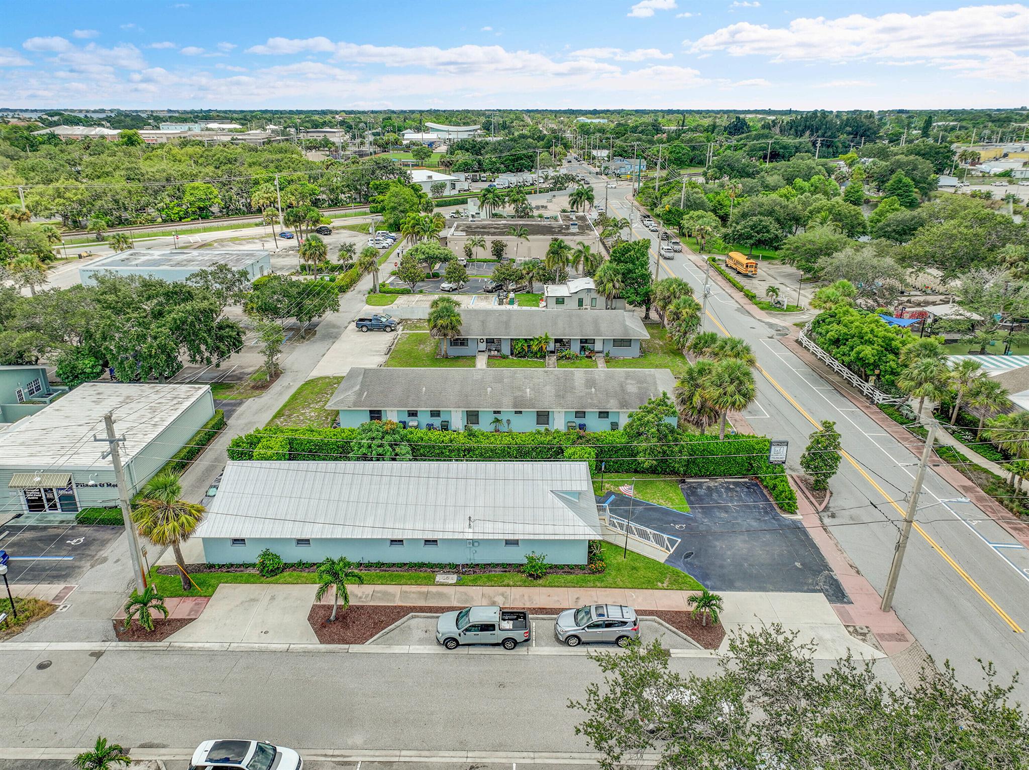 WOODLAWN PARK - Commercial Sale