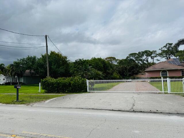 Acreage - Residential