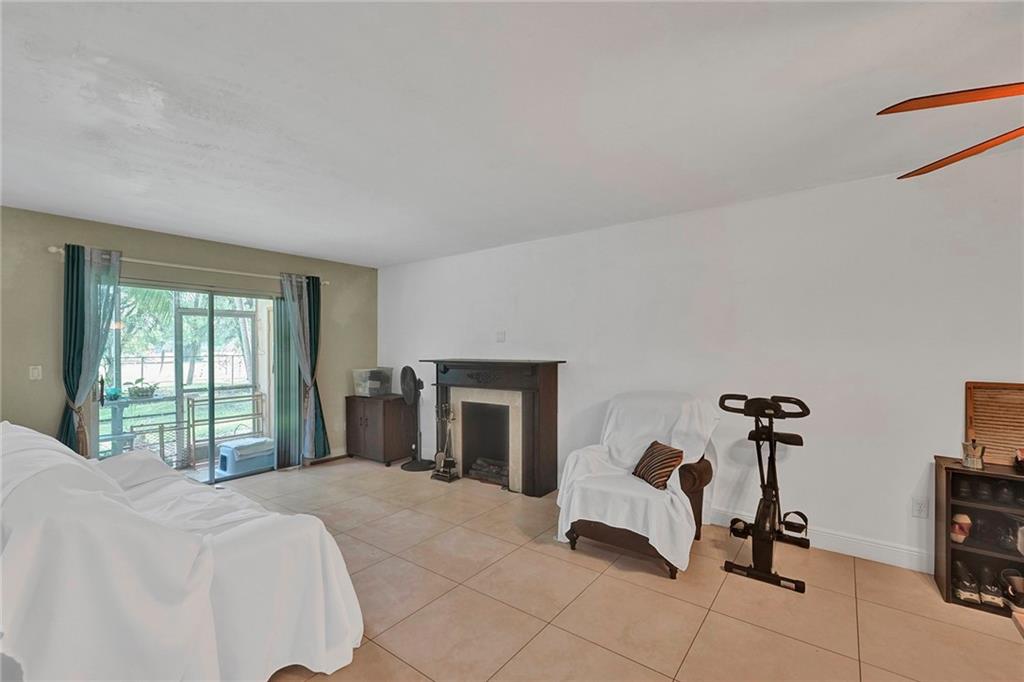 PALMETTO FAIRWAY CONDO - Residential