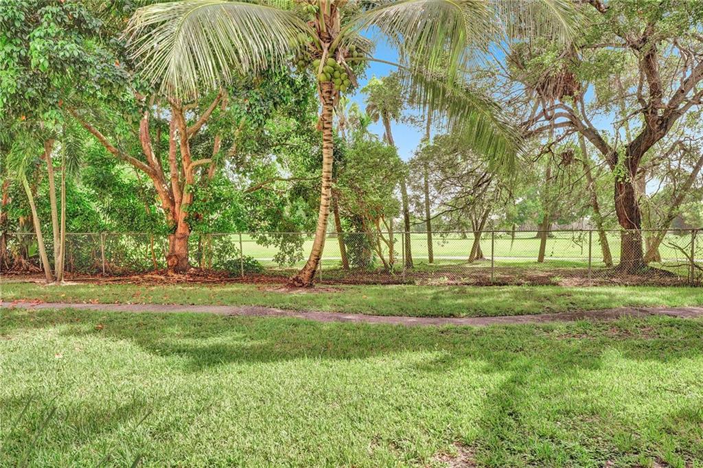 PALMETTO FAIRWAY CONDO - Residential