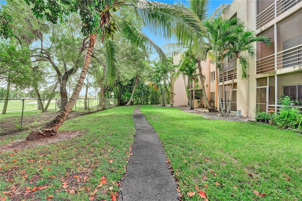 PALMETTO FAIRWAY CONDO - Residential
