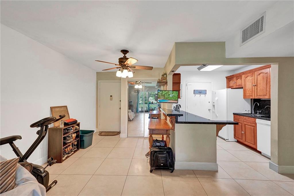 PALMETTO FAIRWAY CONDO - Residential