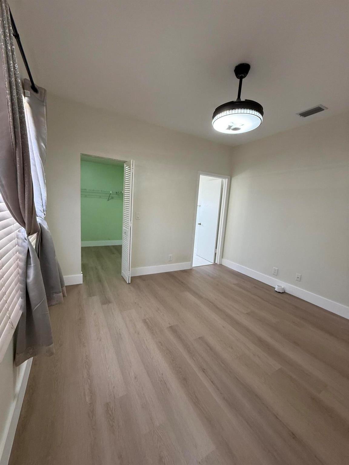 COLONIAL ESTATES - Residential Lease