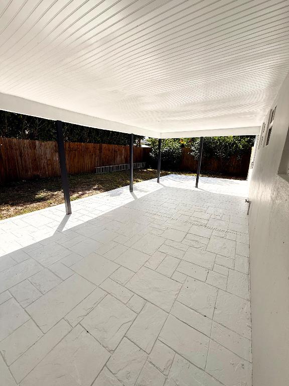 LYONS PARK - Residential