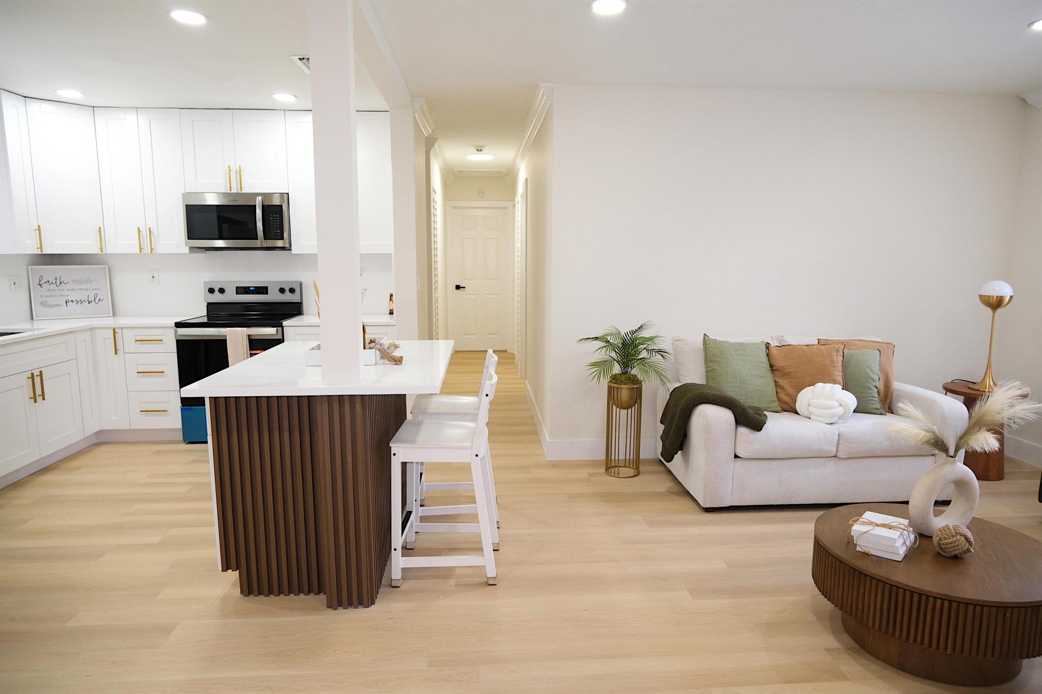 LYONS PARK - Residential