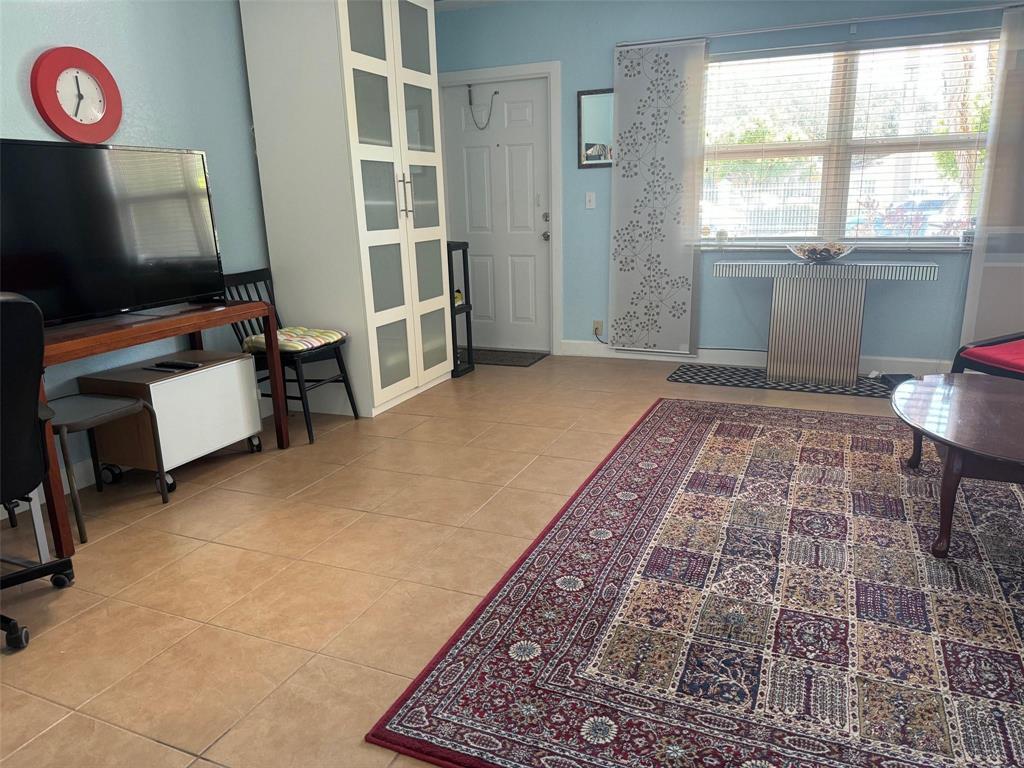 WILTON VILLAGE CONDO - Residential Lease