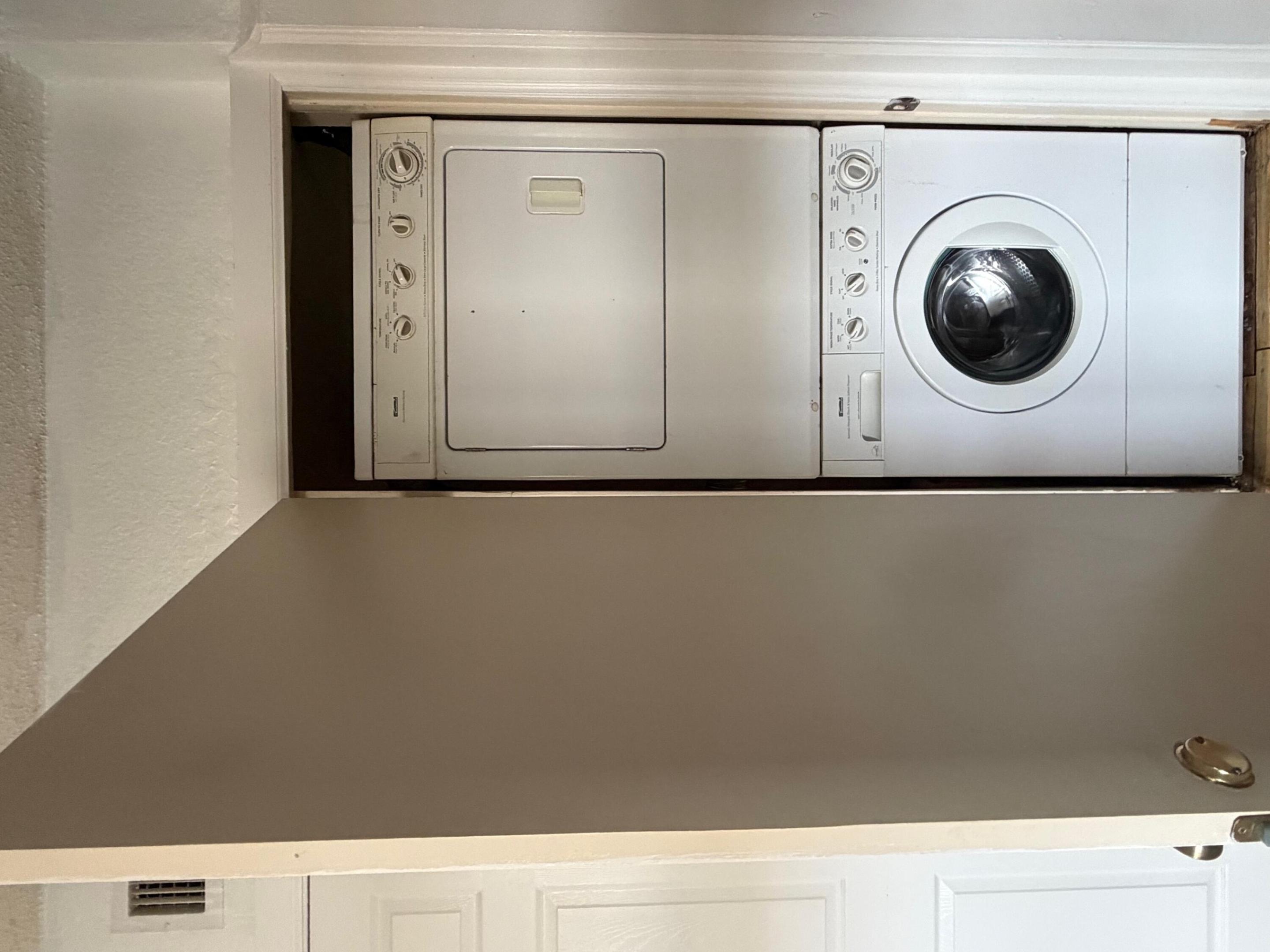 WILTON VILLAGE CONDO - Residential Lease