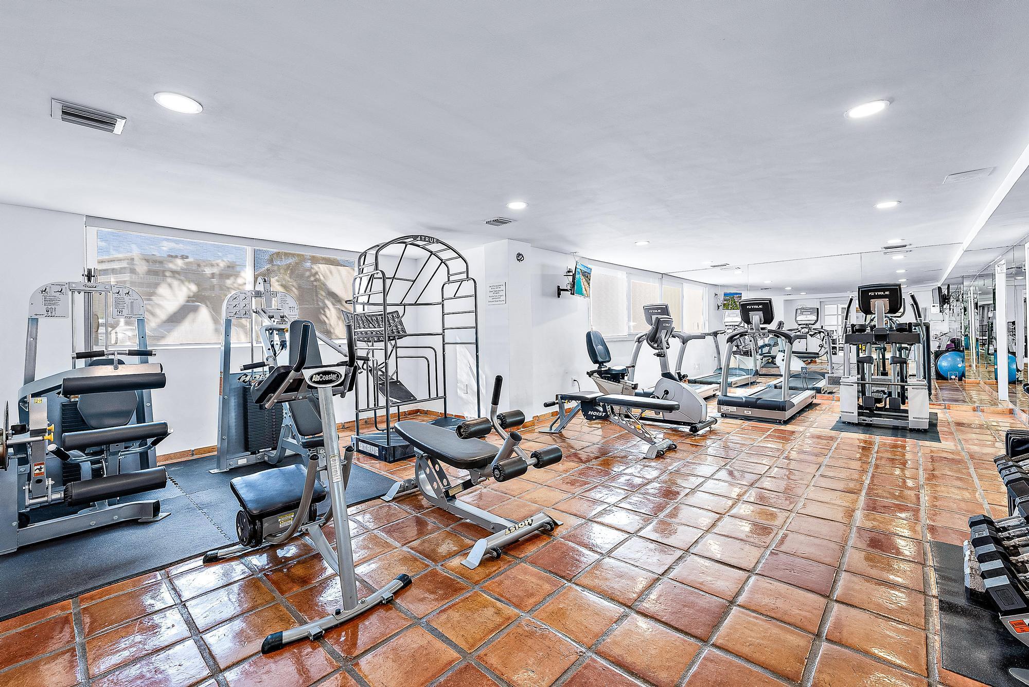 OCEAN TOWERS NORTH CONDO - Residential