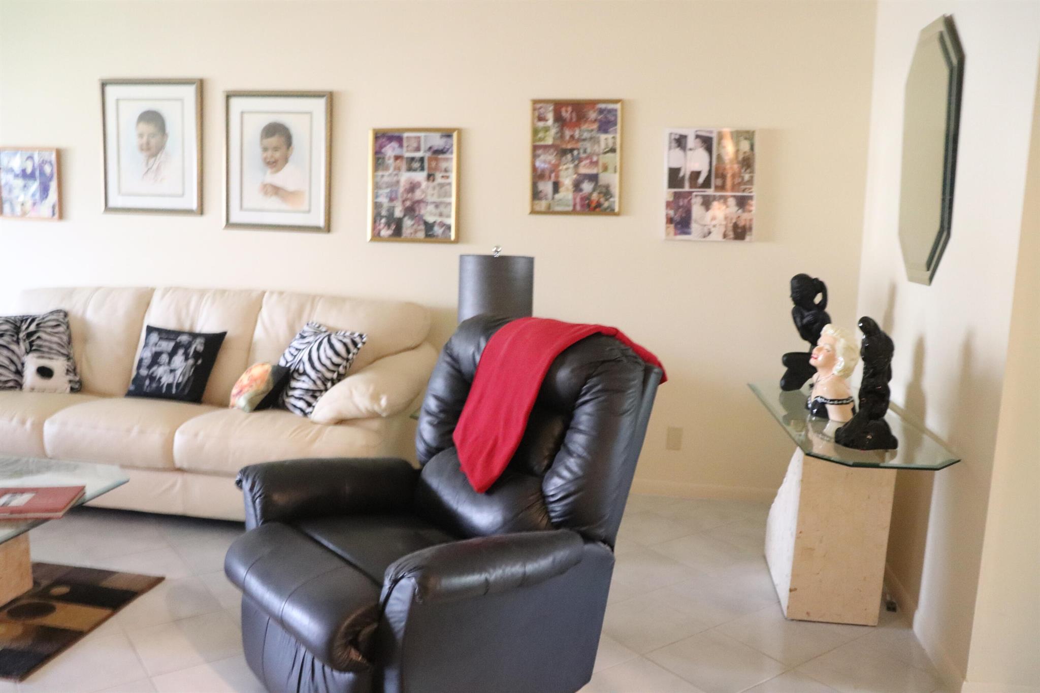 View photos, virtual tours, details... 14270 Nesting Way B