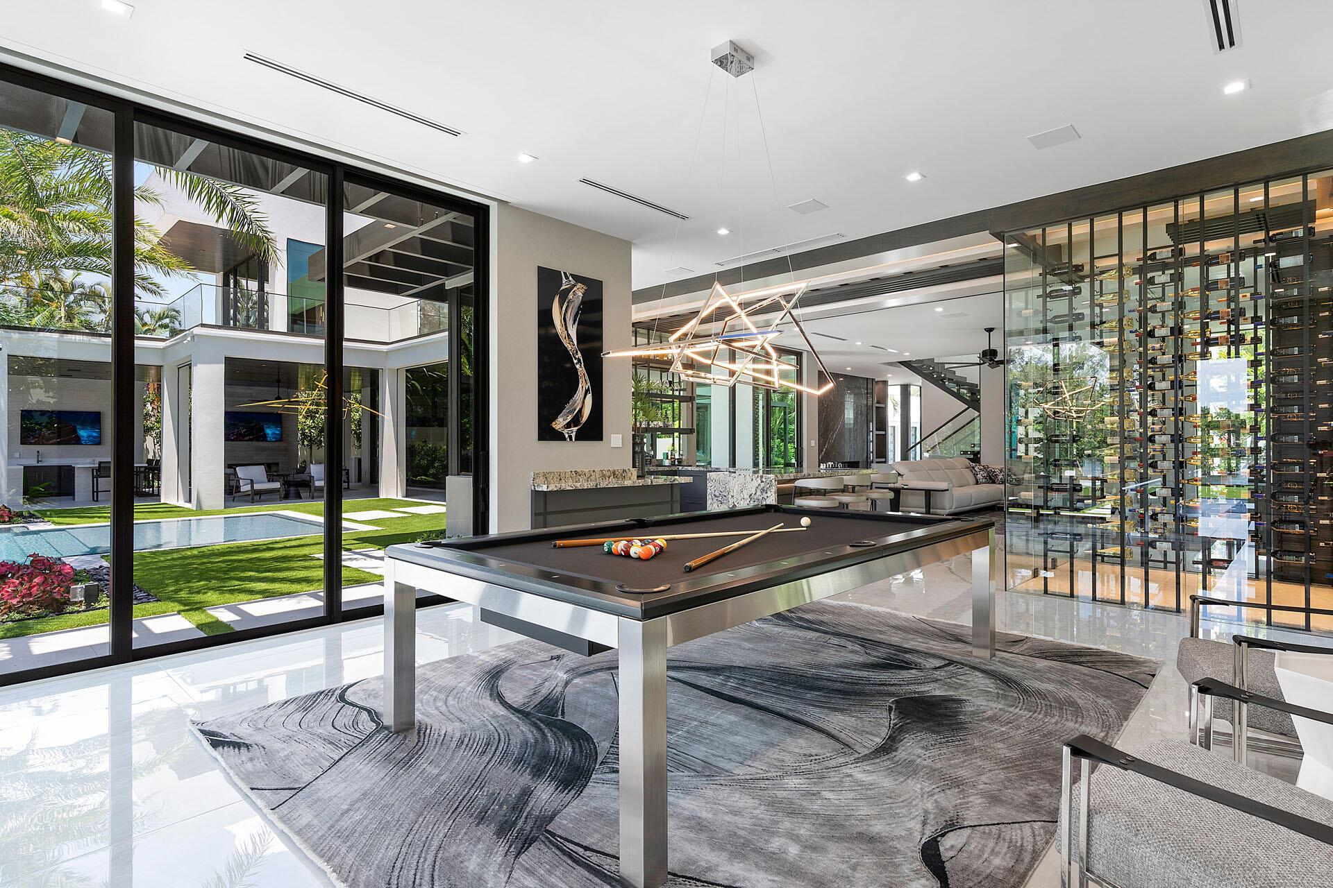 ROYAL PALM YACHT & COUNTR - Residential