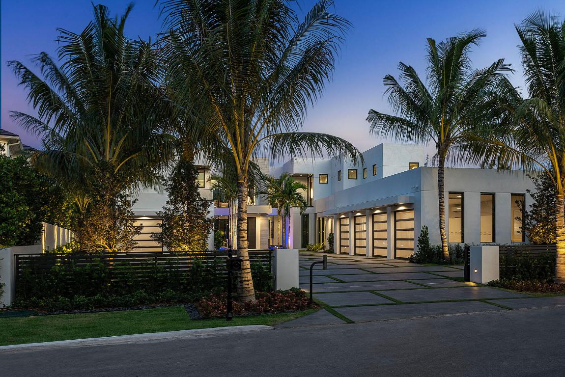 ROYAL PALM YACHT & COUNTRY CLUB - Residential