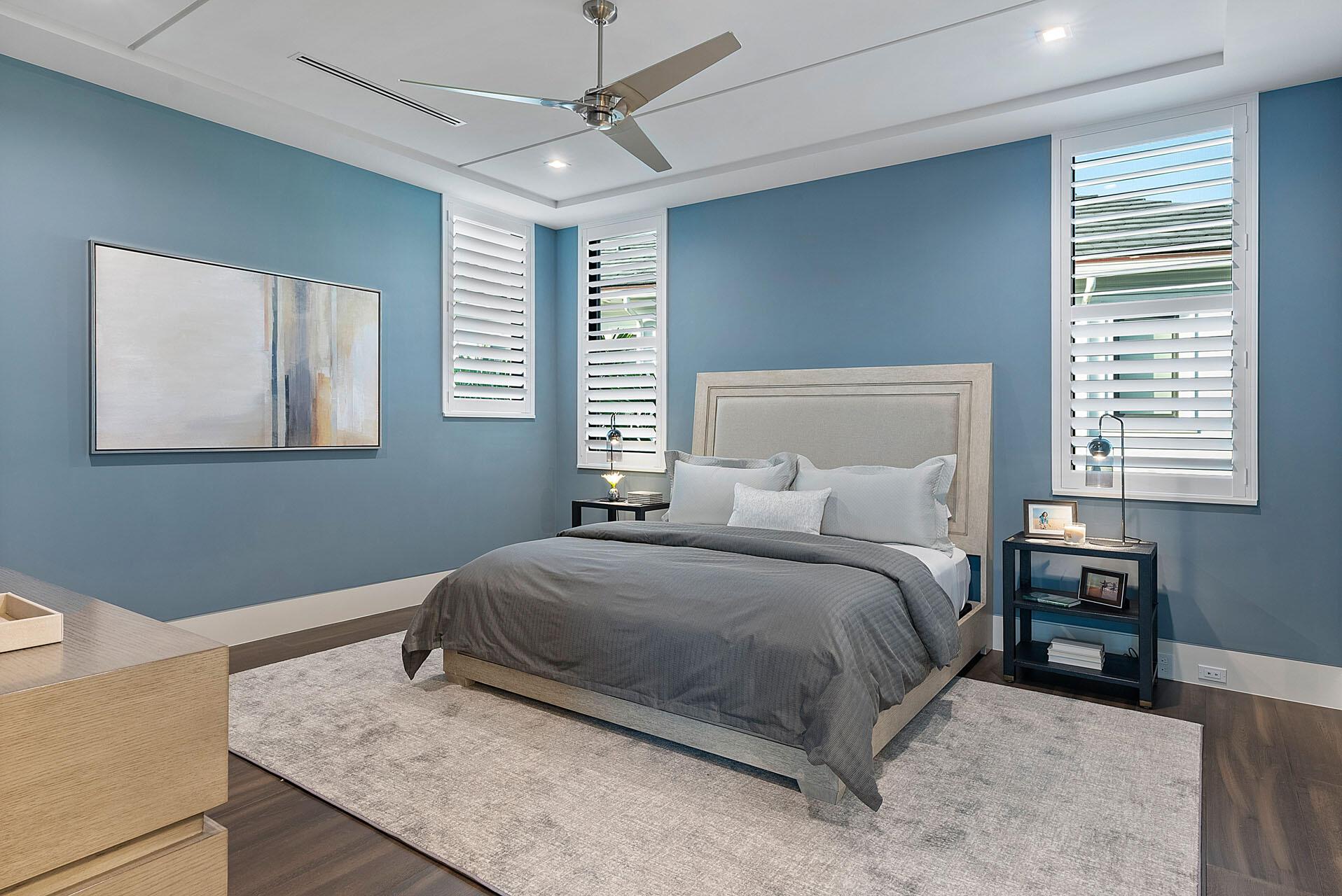 ROYAL PALM YACHT & COUNTR - Residential