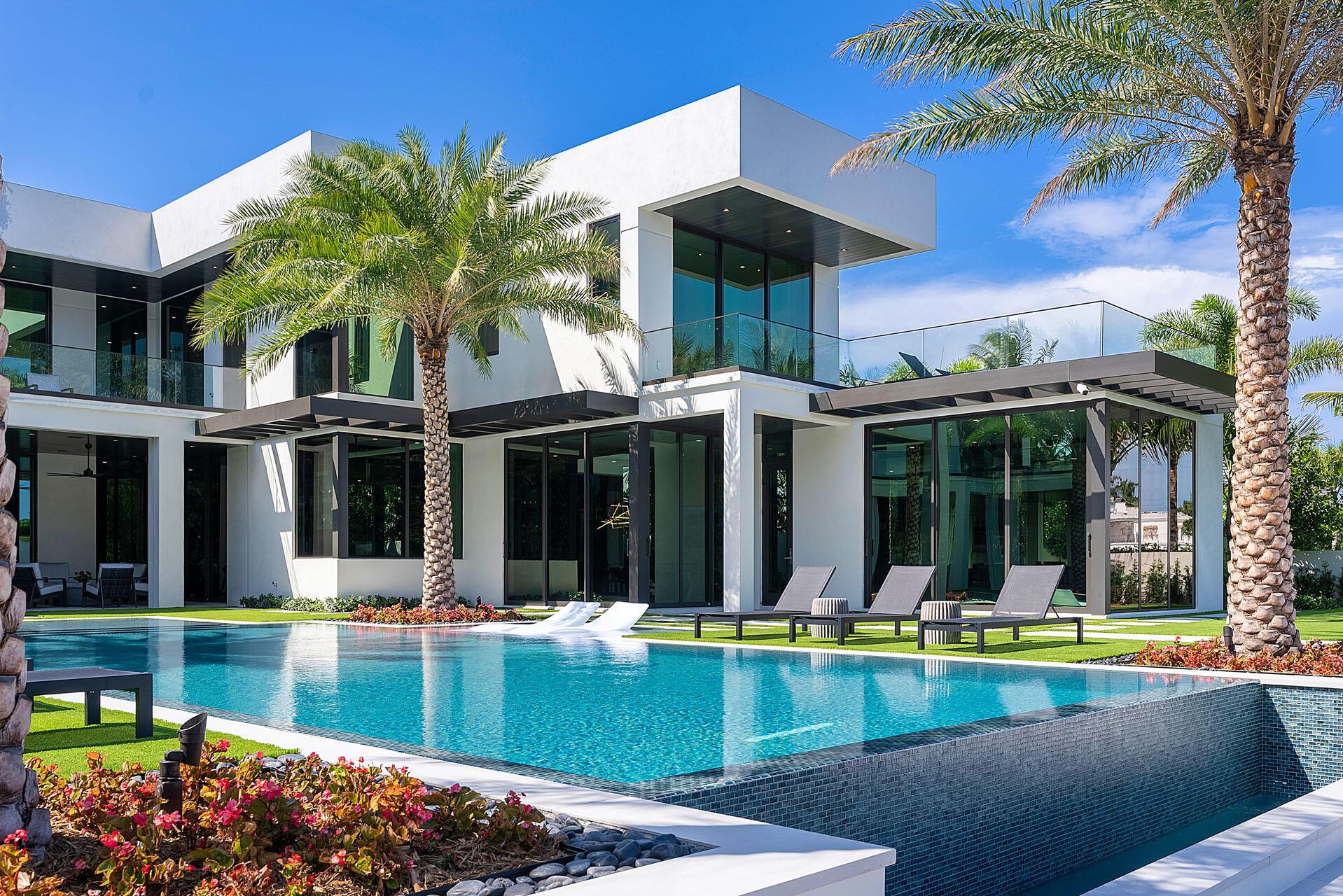 ROYAL PALM YACHT & COUNTR - Residential