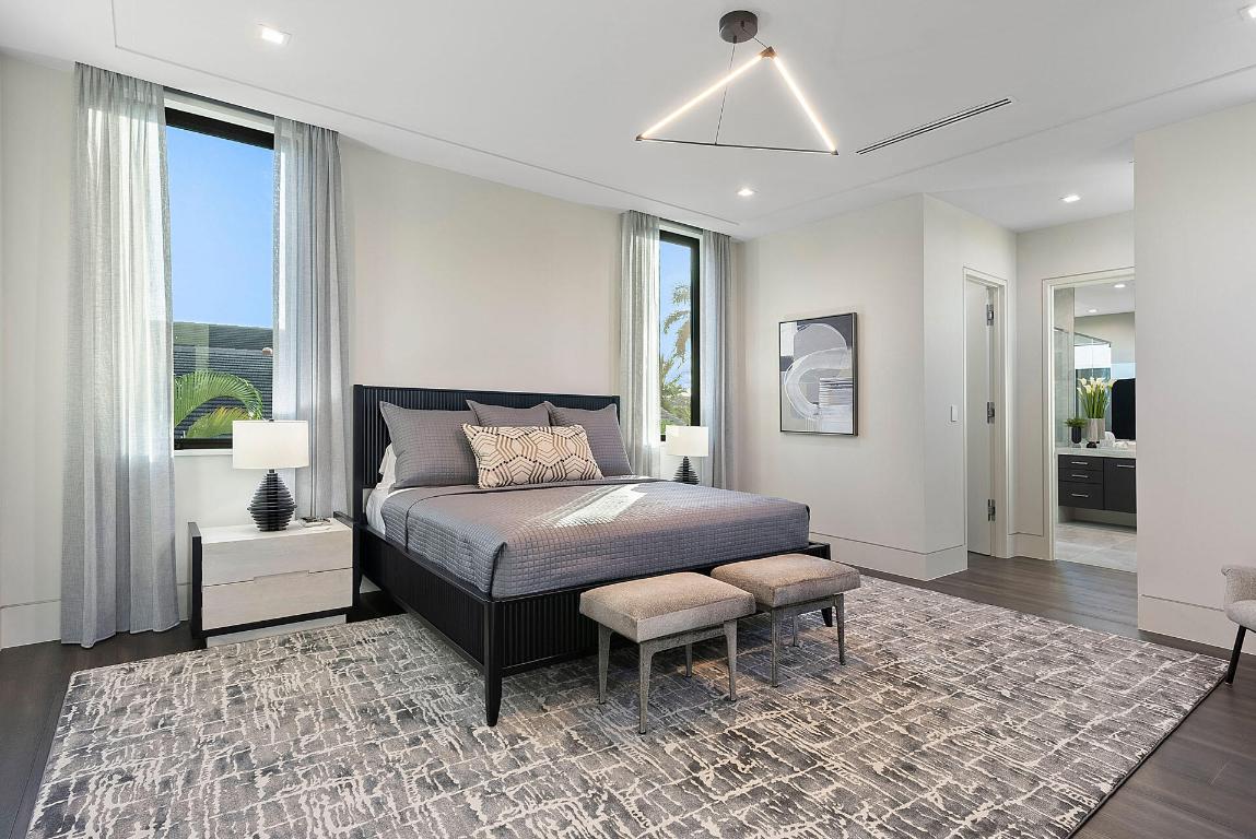 ROYAL PALM YACHT & COUNTRY CLUB - Residential