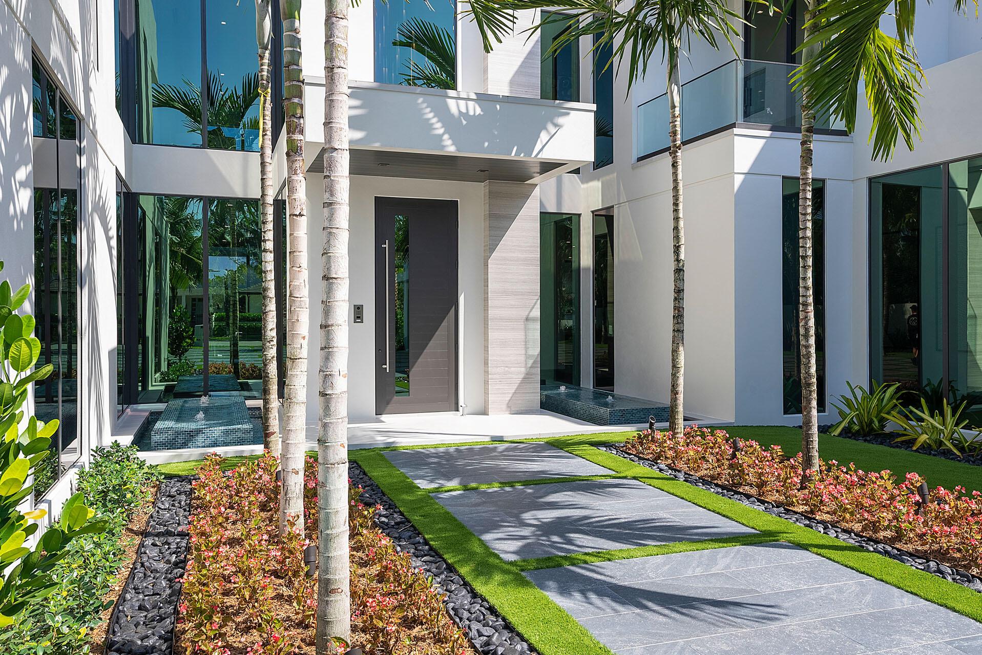ROYAL PALM YACHT & COUNTR - Residential