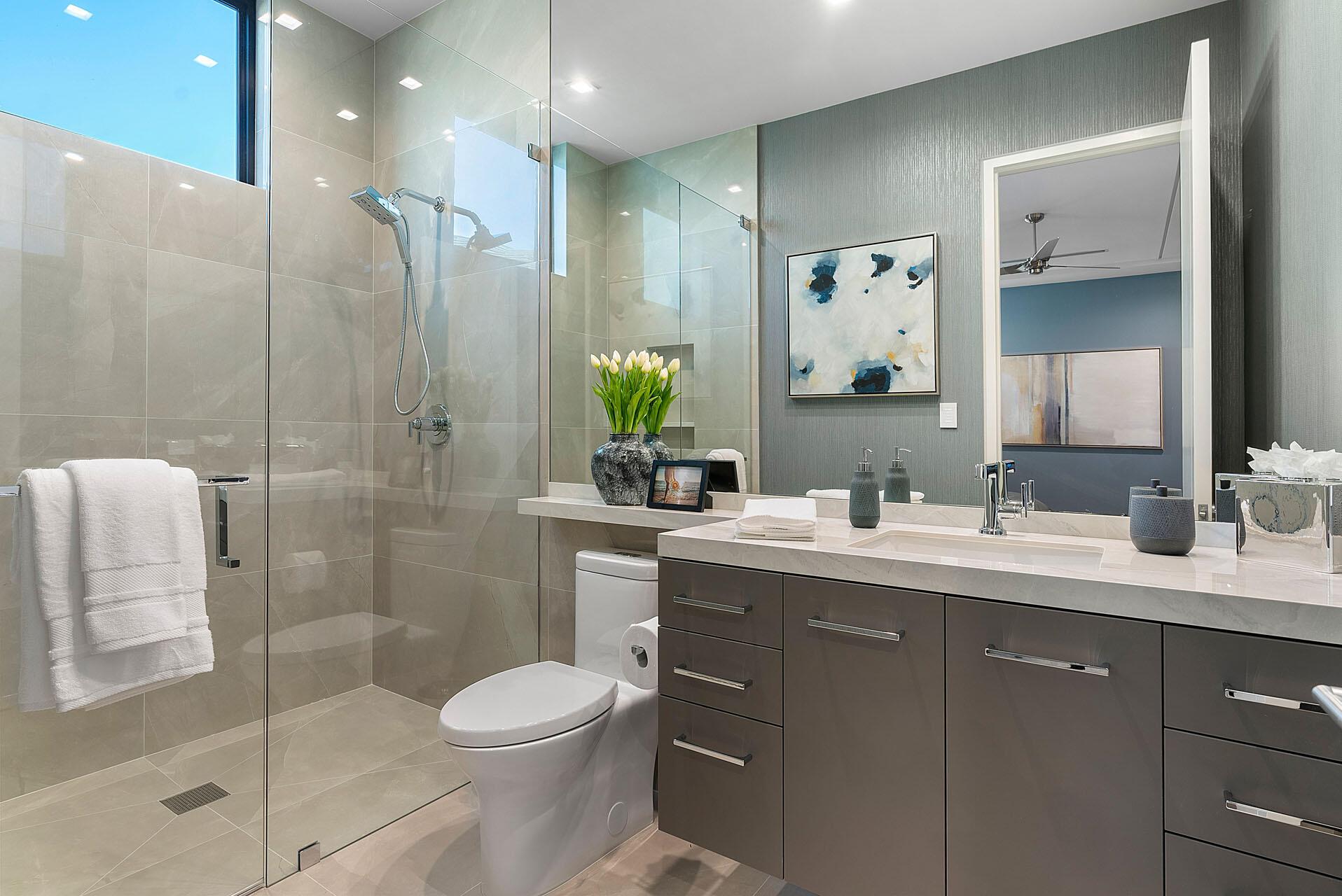ROYAL PALM YACHT & COUNTR - Residential