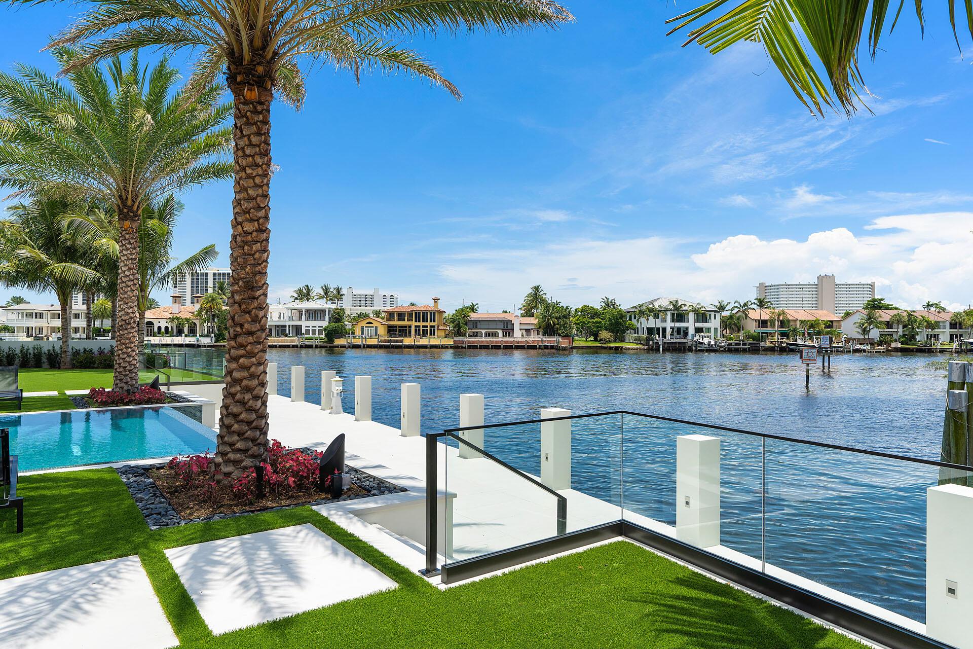 ROYAL PALM YACHT & COUNTR - Residential