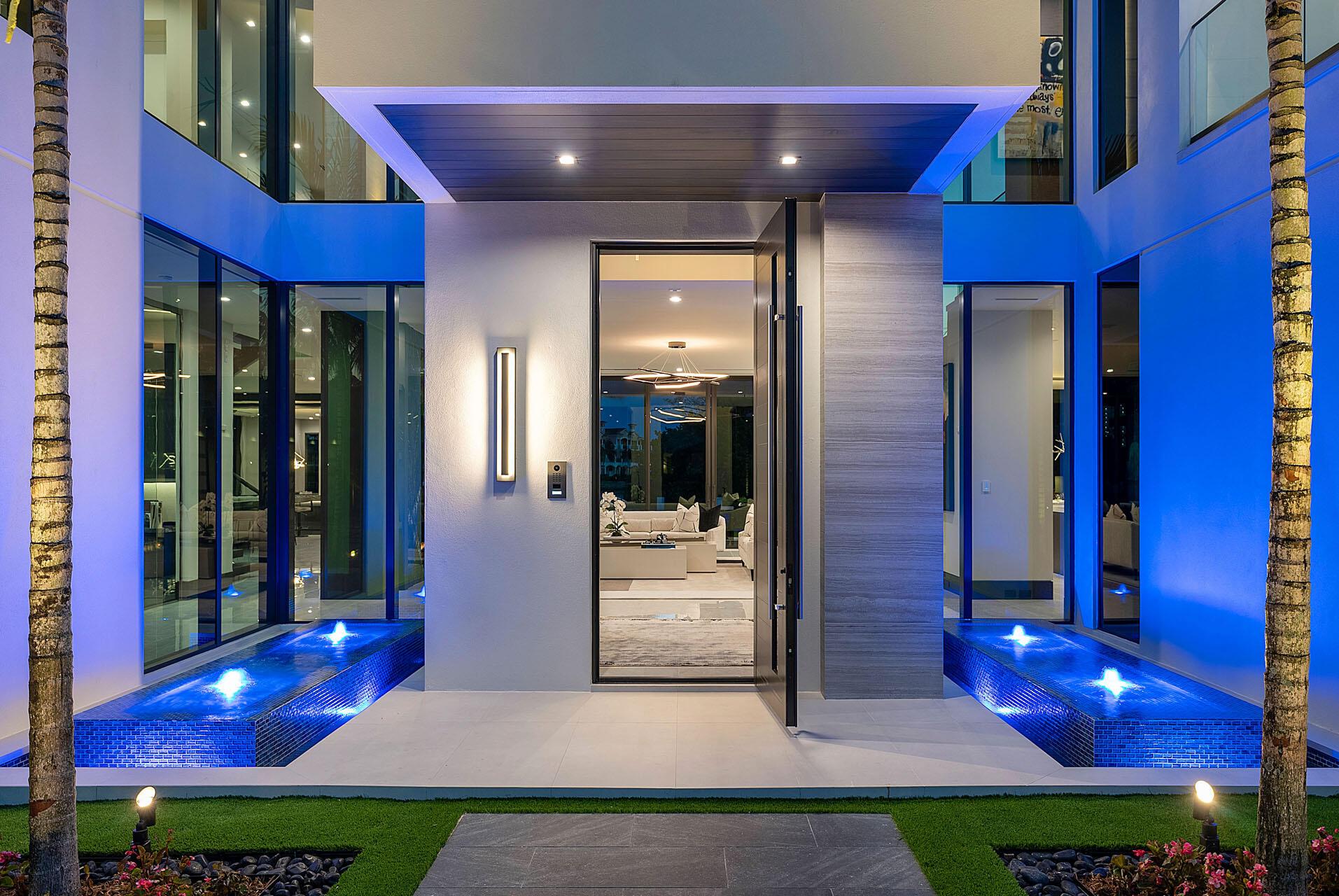 ROYAL PALM YACHT & COUNTR - Residential