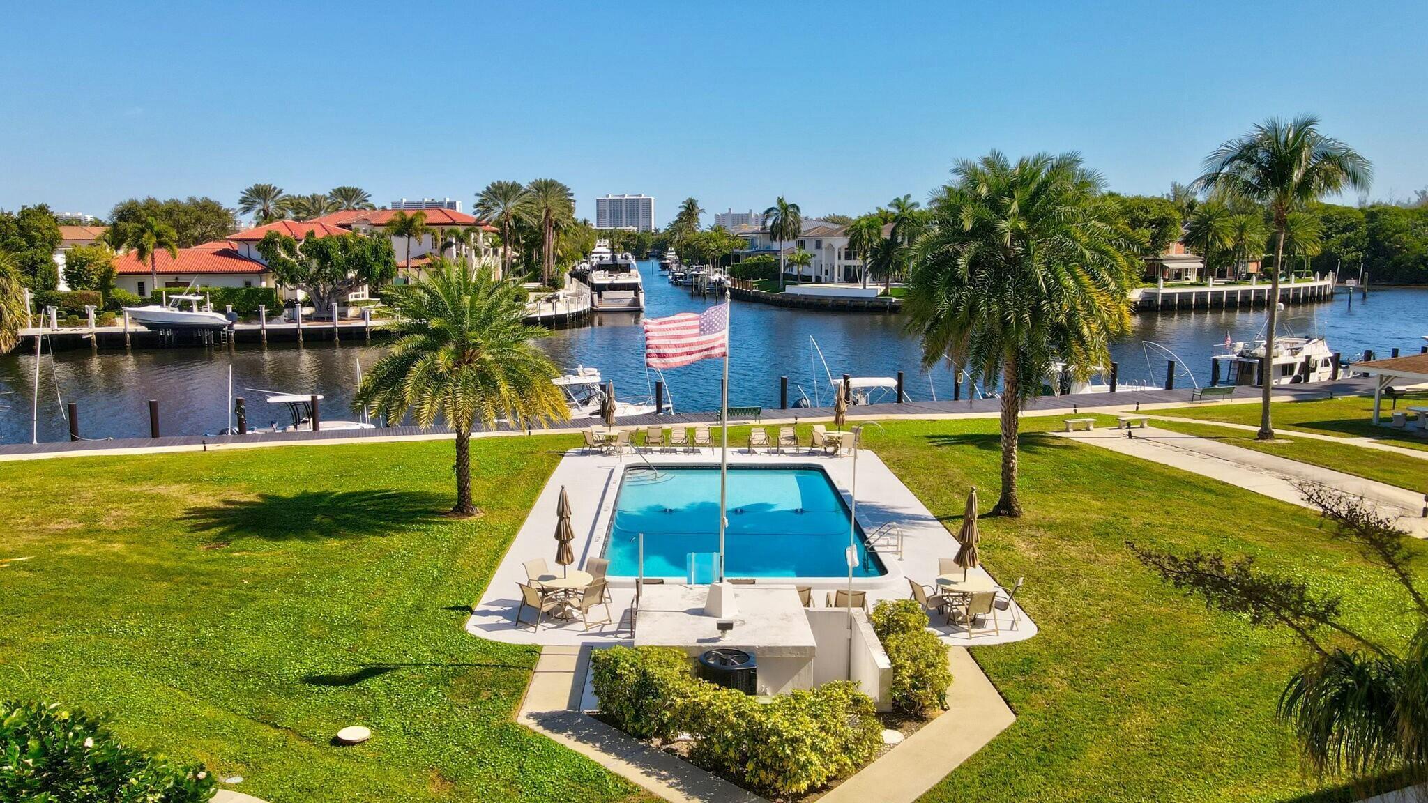 RIVER HOUSE TERRACE CONDO - Residential