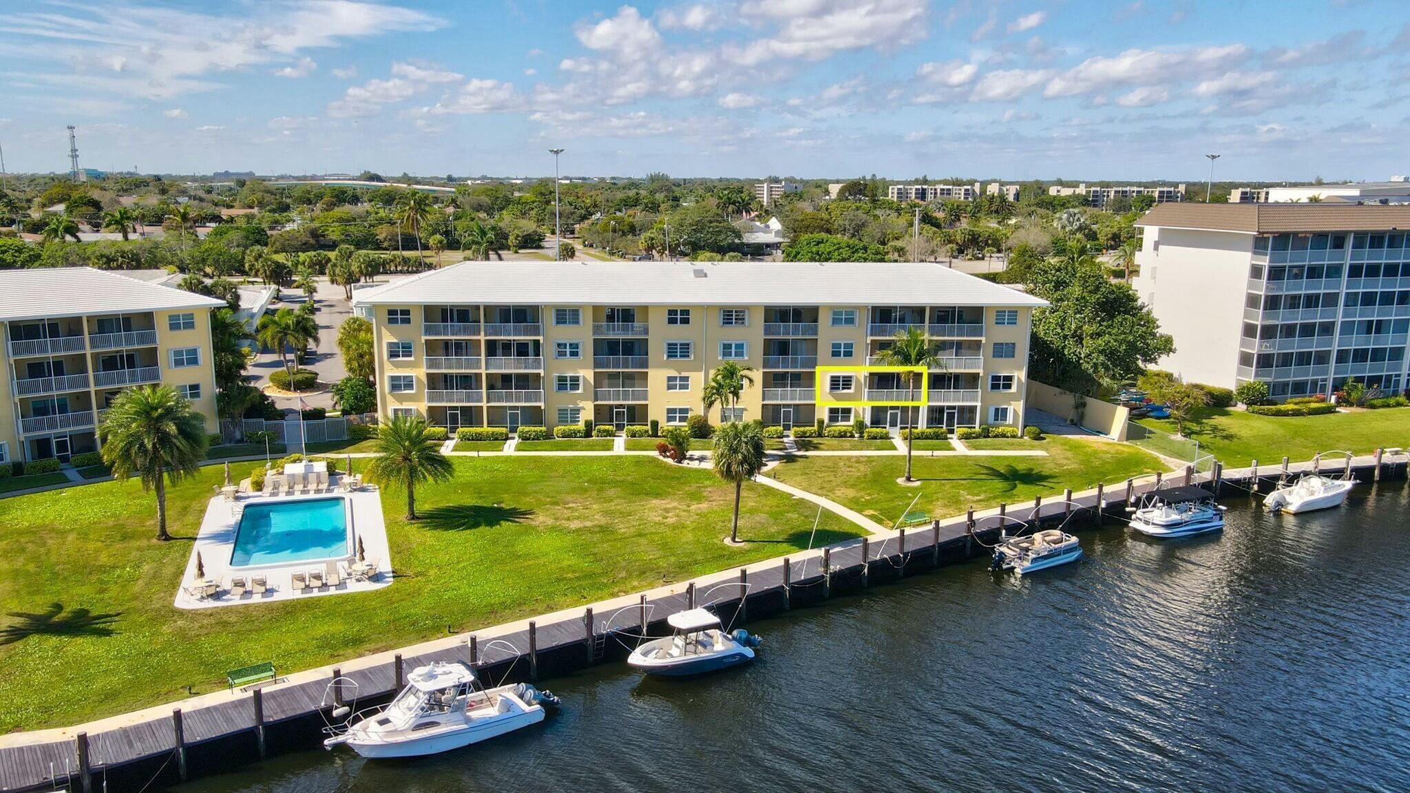 RIVER HOUSE TERRACE CONDO - Residential