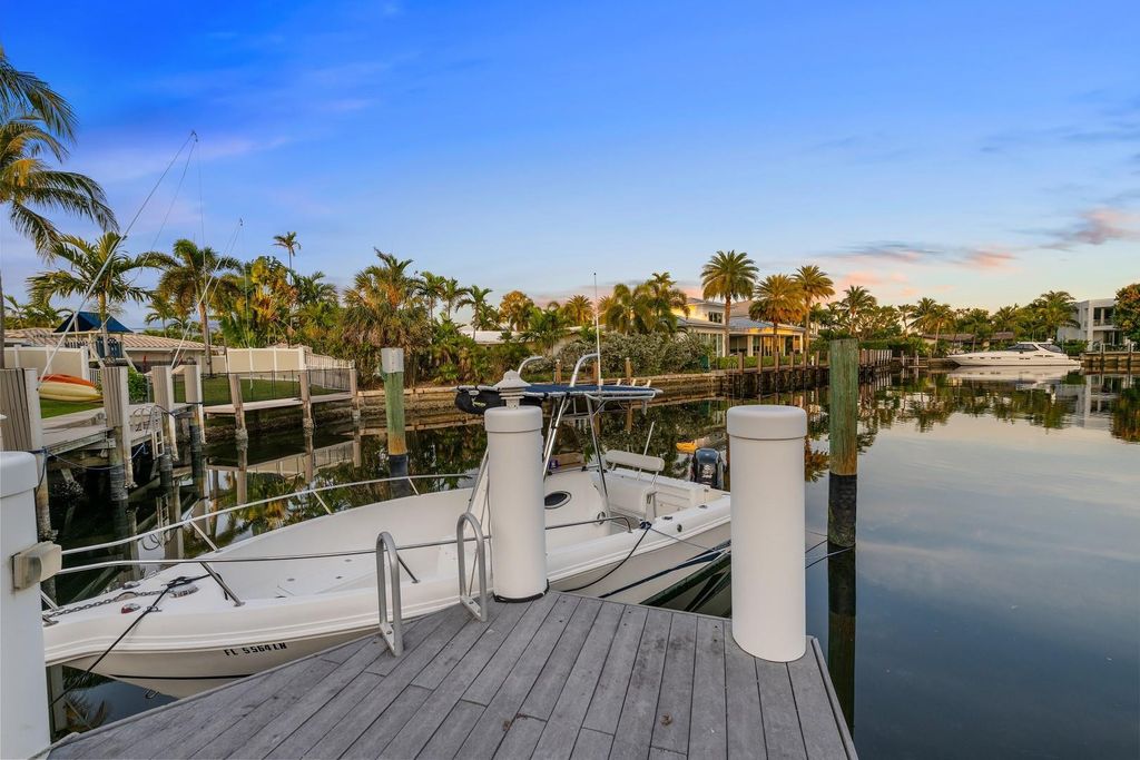 Photo of 5500 NE 31st Avenue, Fort Lauderdale, FL 33308 (MLS # F10483778)