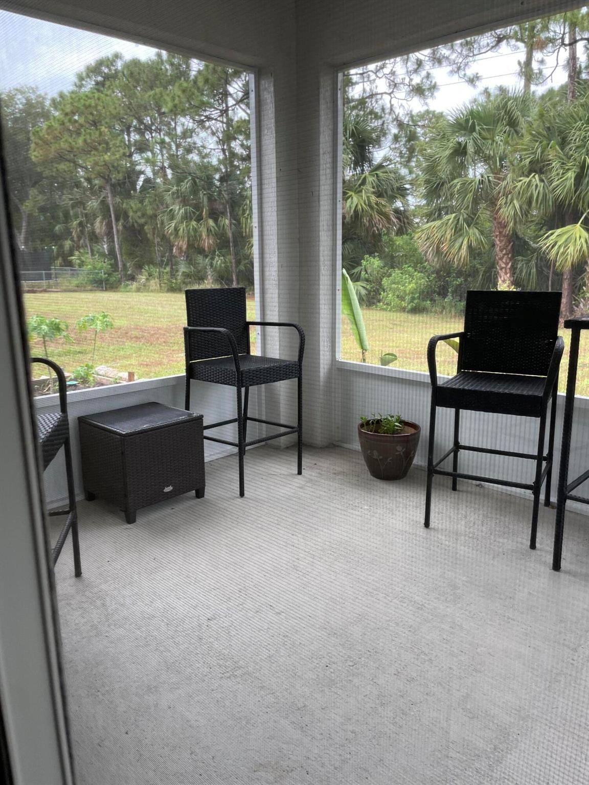 PORT ST LUCIE SECTION 44 - Residential Lease