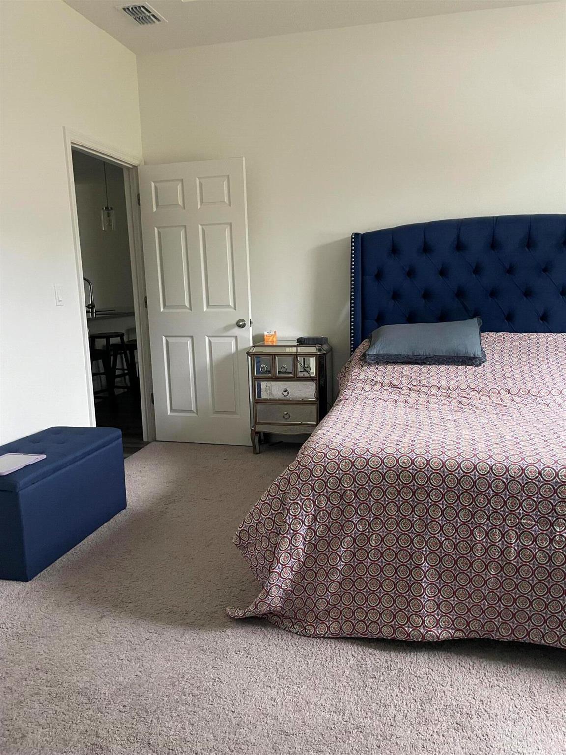 PORT ST LUCIE SECTION 44 - Residential Lease