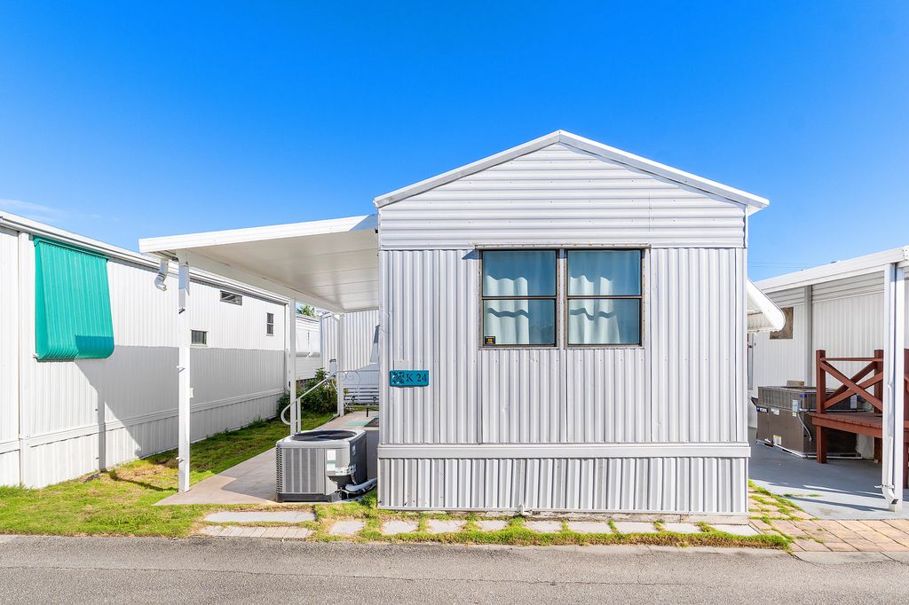 Photo of 24 Juniper Drive #K, Briny Breezes, FL 33435 (MLS # R11132747)